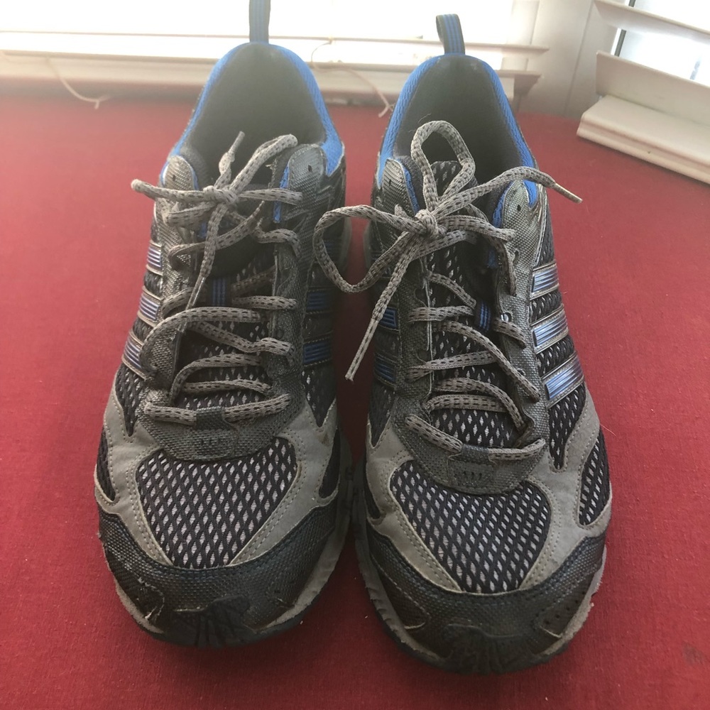Adidas mens black and blue size 10 sneakers. - Picture 2 of 8